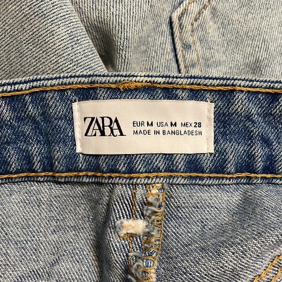 Light wash denim skirt - Picture 5 of 5